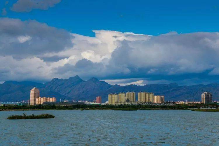 梦想翅膀翱翔宁夏蓝天